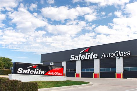 Visit Lynn, MA’s <strong>Safelite</strong>® auto glass center for expertise in windshield repairs and replacement. . Safelight hours